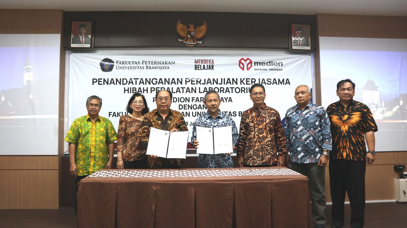 Medion Grants Laboratory Equipment to Brawijaya University Medion Farma