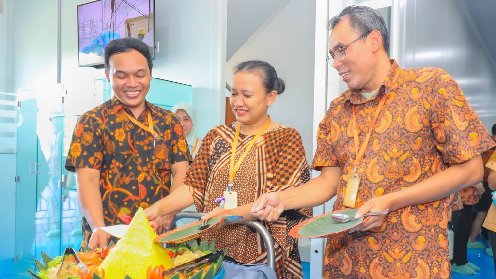 Medion Resmikan Gedung Bacterial Production 6 44