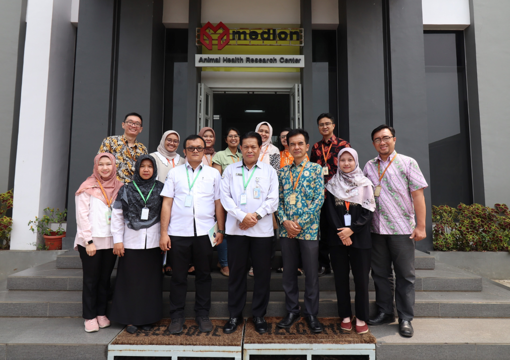 Foto Bersama Tim Medion dengan Tim Auditor