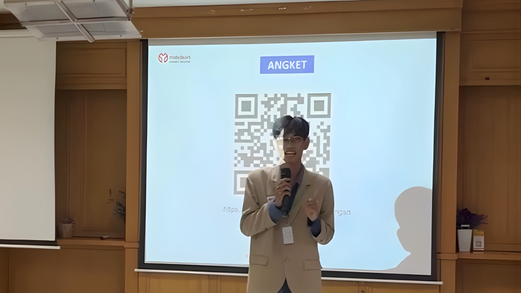 Medion Ajak Mahasiswa Kedokteran Hewan Kenali Industri Farmasi Veteriner 4 15