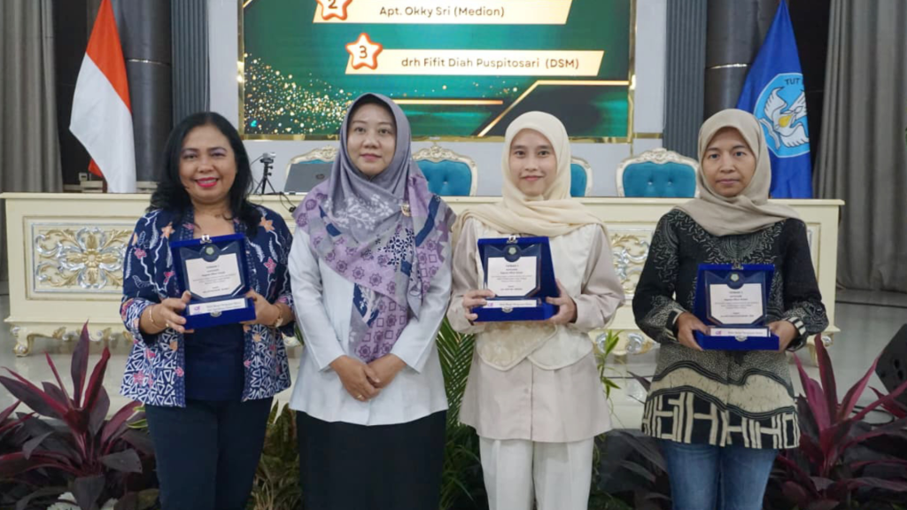 PT Medion Farma Jaya Raih 3 Penghargaan dari BBPMSOH 5 4