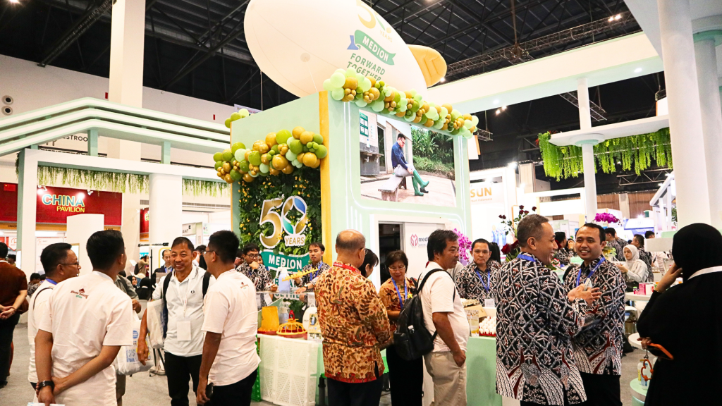 Suasana Stan Medion