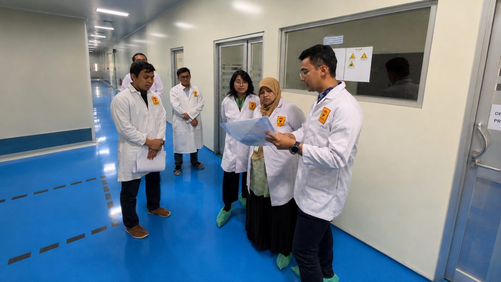 Medion Pertahankan Sertifikasi CPOHB untuk Keenam Kalinya 2 Verifikasi Lapangan Fasilitas Produksi Biologik