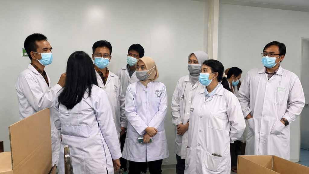 Medion Pertahankan Sertifikasi CPOHB untuk Keenam Kalinya 3 Verifikasi Lapangan Fasilitas Produksi Farmasetik